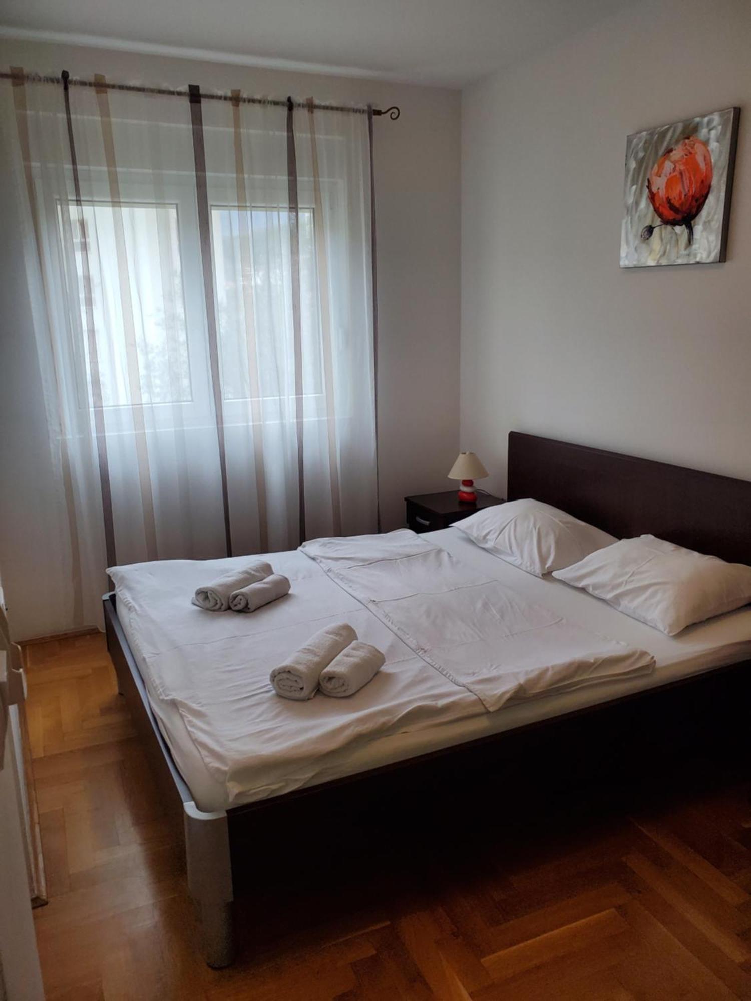 Belveder Montenegro Rafajlovići Rom bilde